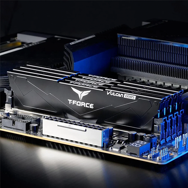 Memoria RAM DDR5 TeamGroup T-Force Vulcan, 16 GB (2×8 GB), 5600 MHz, Negro – FLBD516G5600HC40BDC01